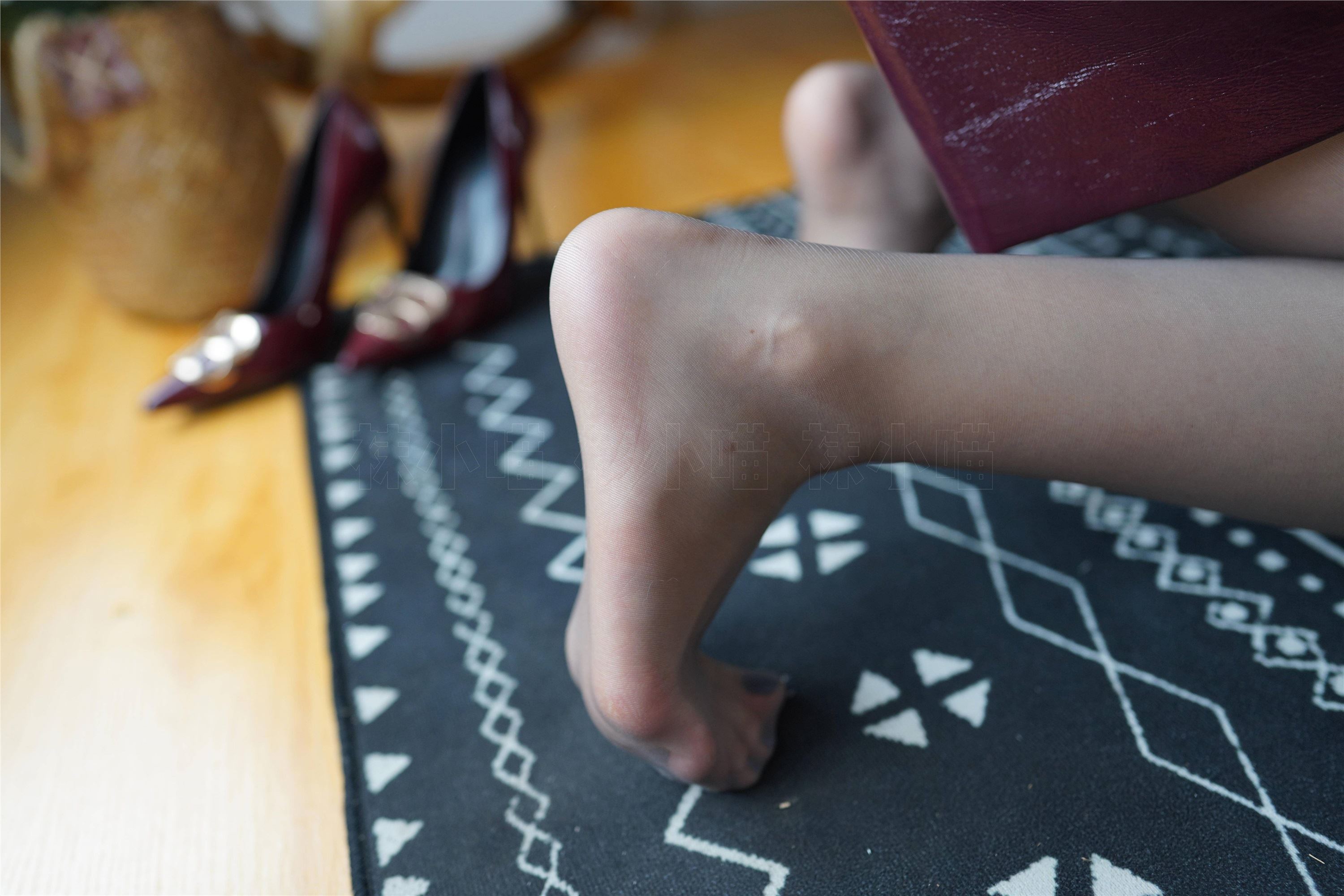 kittyWawa袜小喵  KT288 摇摇椅